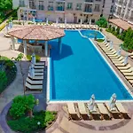 Апартхотел Dawn Park Complex 3*