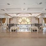 Апартхотел Dawn Park Complex 3*