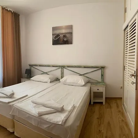 Dawn Park Complex מלון דירות סאני ביץ'