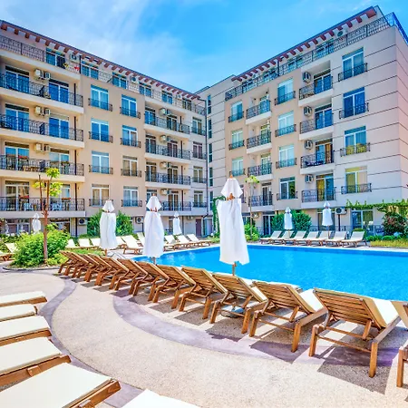 מלון דירות Dawn Park Complex 4*