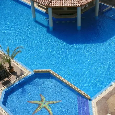 Dawn Park Complex 3* Napospart