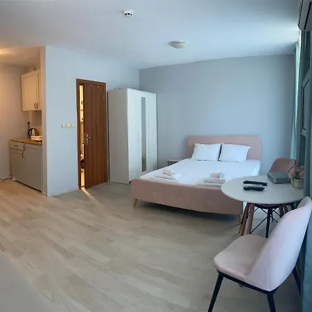 Dawn Park Complex 3* ساني بيتش
