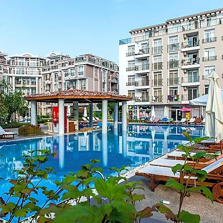 Dawn Park Complex