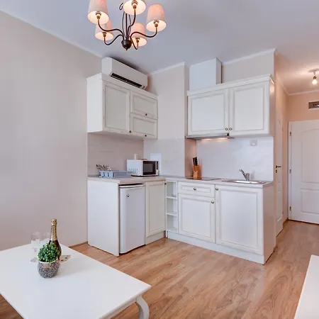 Dawn Park Complex 4* ساني بيتش