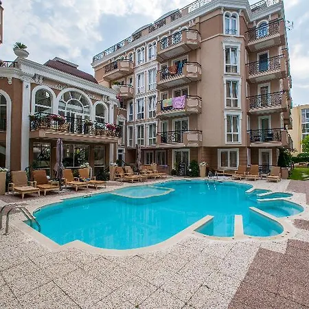 Dawn Park Complex 4* ساني بيتش