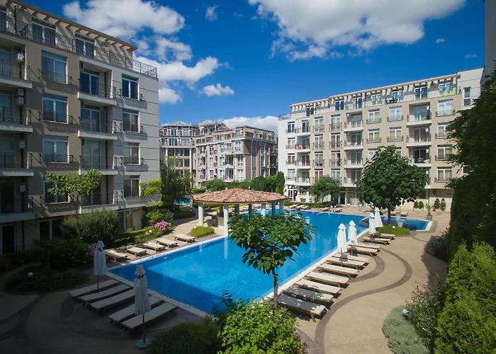 Dawn Park Complex Aparthotel