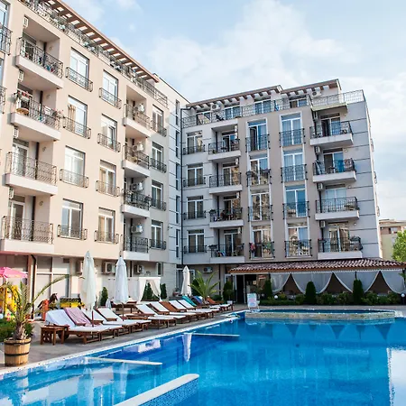 Dawn Park Complex 3* ساني بيتش