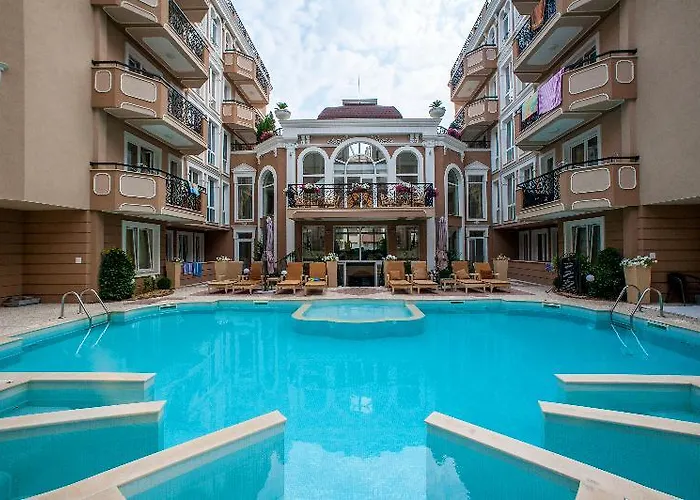 Dawn Park Complex 4* Napospart